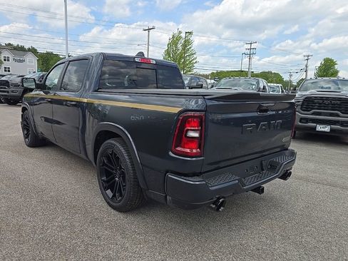 New 2026 RAM 1500 Big Horn AWD/4WD image 4