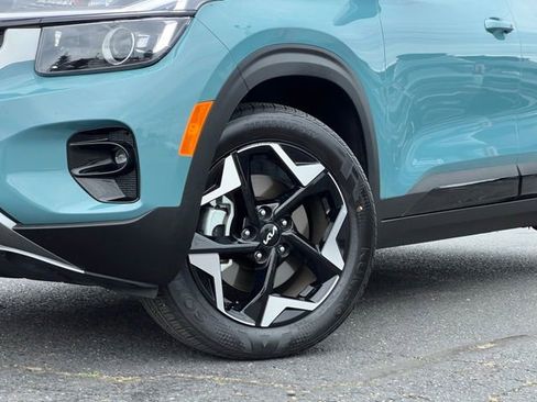 Certified 2026 Kia Seltos S AWD/4WD image 2