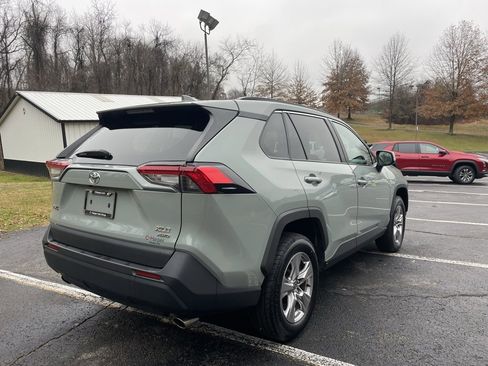 Used 2023 Toyota RAV4 XLE image 3