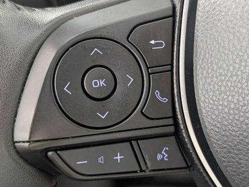 Used 2019 Toyota RAV4 XLE w/ Convenience Package AWD/4WD image 16