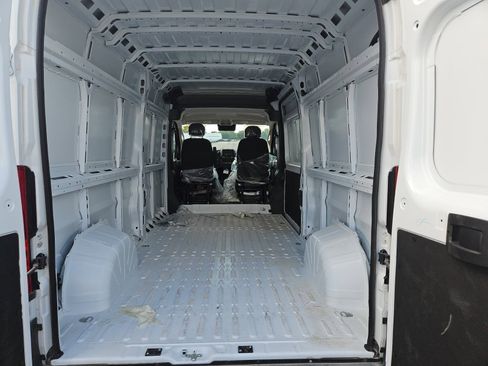 Used 2025 RAM ProMaster 2500 w/ Power Group image 10
