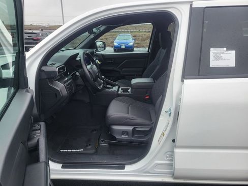 New 2026 Toyota Tacoma SR5 image 10