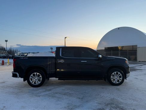 Certified 2023 Chevrolet Silverado 1500 LTZ w/ Technology Package image 8