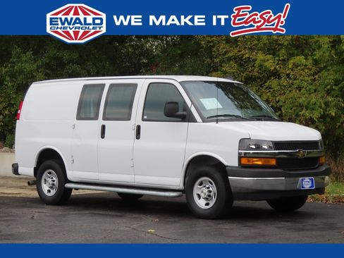Used 2024 Chevrolet Express 2500 w/ Driver Convenience Package image 1