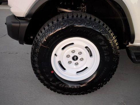New 2026 Ford Bronco Heritage Edition AWD/4WD image 4