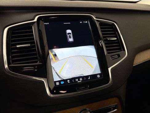 Certified 2023 Volvo XC90 B6 Plus image 14