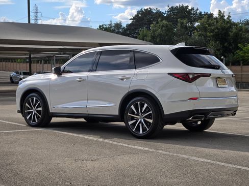 Certified 2026 Acura MDX FWD w/ Technology Package image 5