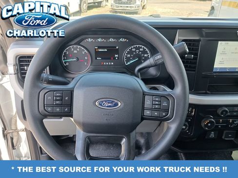 New 2026 Ford F250 XL w/ XL Chrome Package AWD/4WD image 25