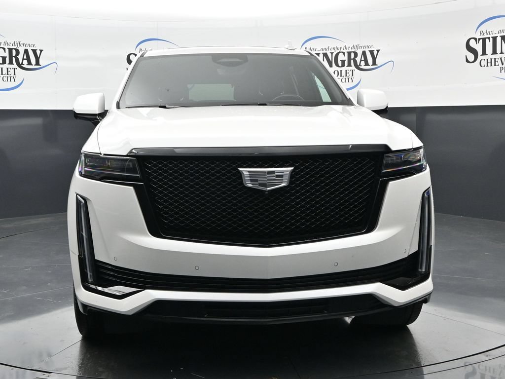 Certified 2022 Cadillac Escalade Sport w/ Touring Package AWD/4WD image 2