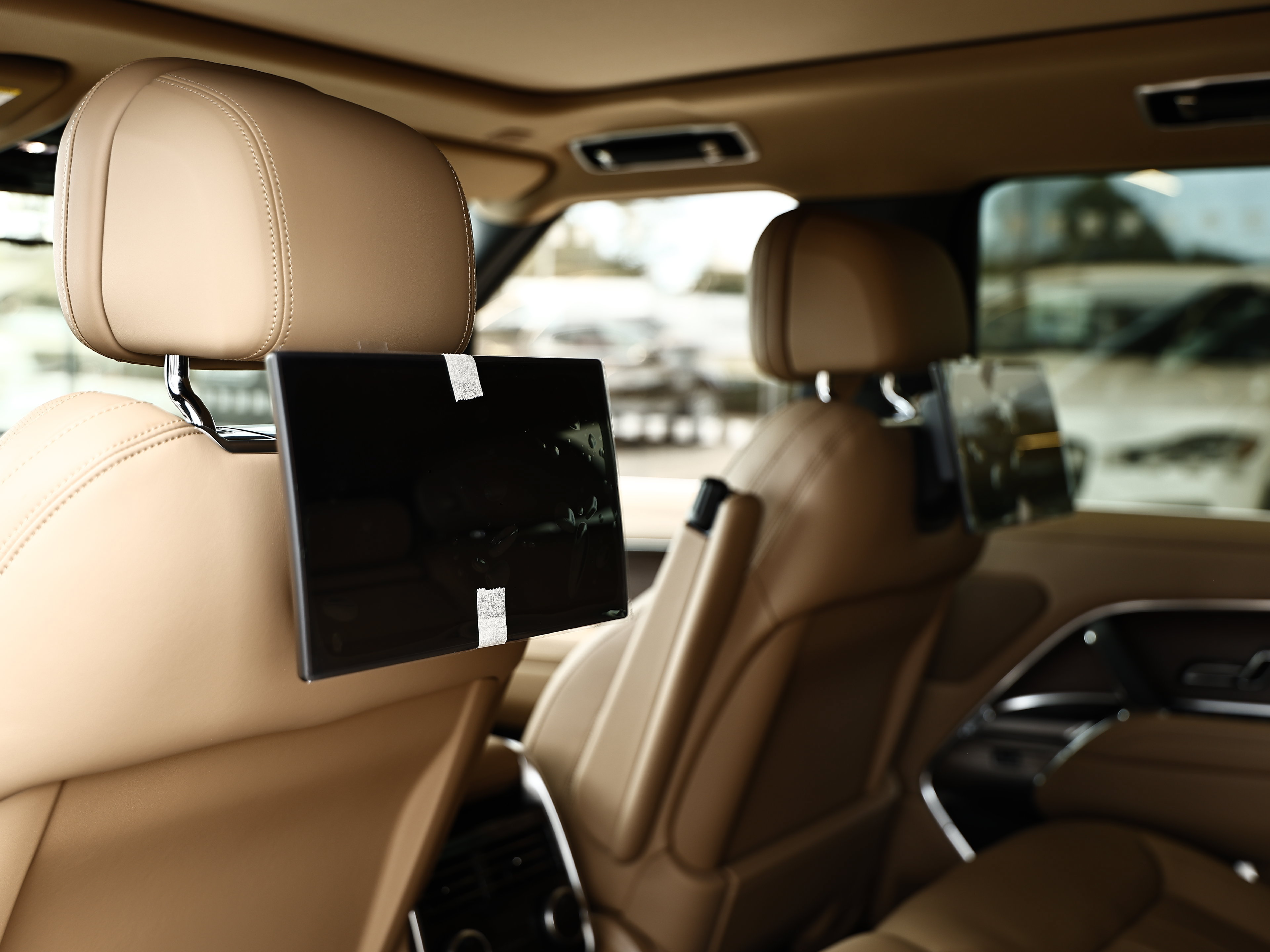 New 2026 Land Rover Range Rover SE AWD/4WD image 38