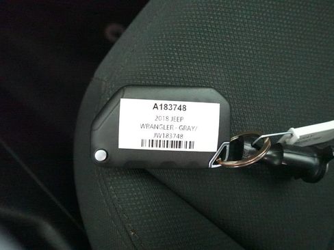 Used 2018 Jeep Wrangler Unlimited Sport image 32