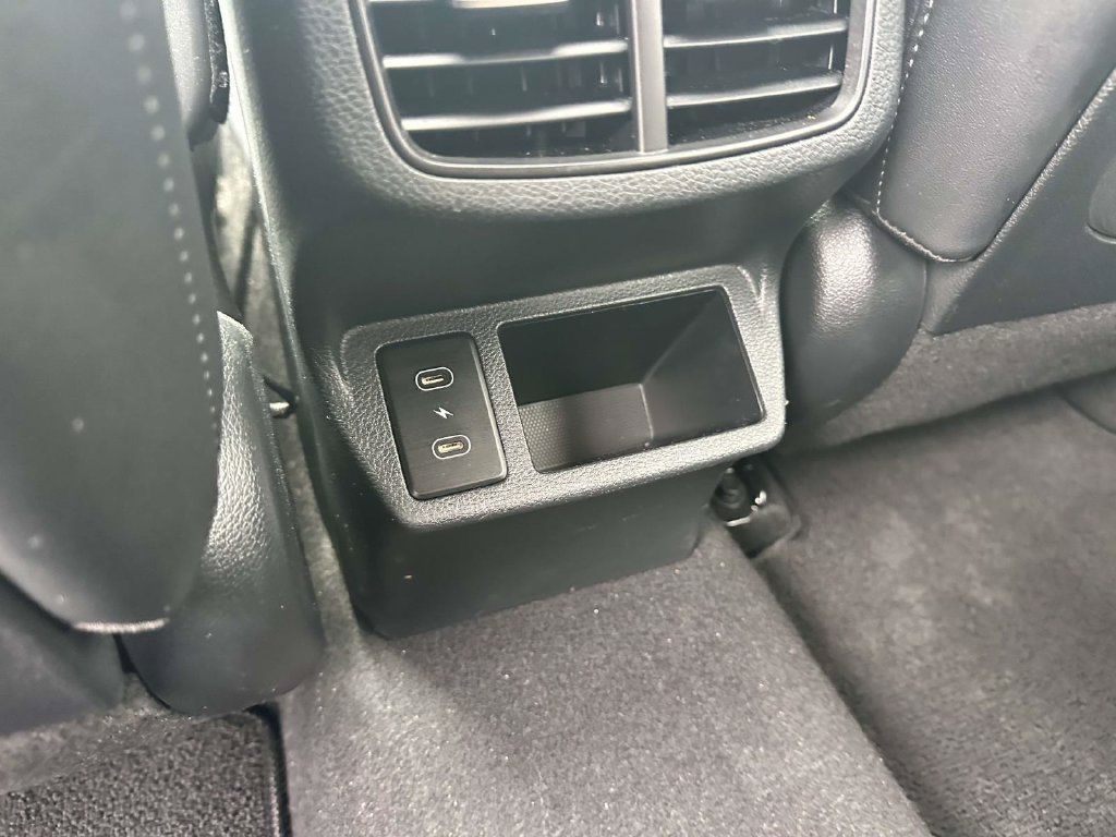 Used 2024 Kia Seltos EX AWD/4WD image 11