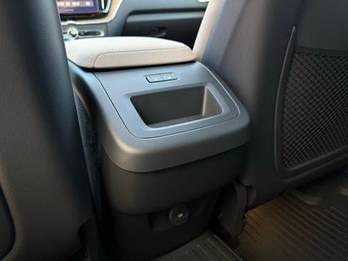 New 2026 Volvo XC60 B5 Plus w/ Protection Package Premier image 27
