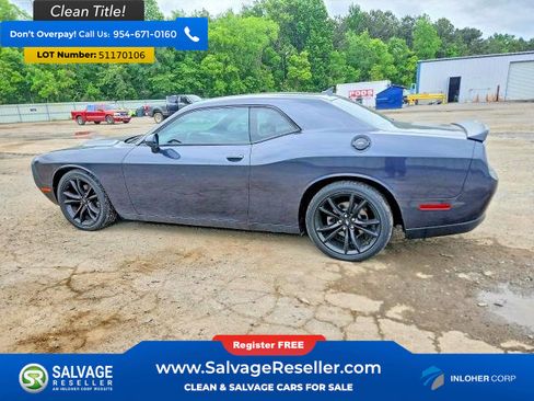 Used 2018 Dodge Challenger SXT Plus RWD image 3