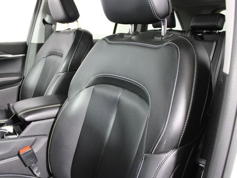 Used 2022 Jeep Grand Cherokee Limited 4xe image 10