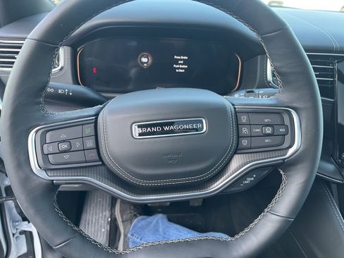 New 2026 Jeep Grand Wagoneer L Summit image 19