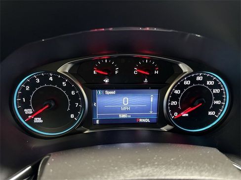 Used 2024 Chevrolet Equinox LT w/ LPO, Floor Liner Package image 15