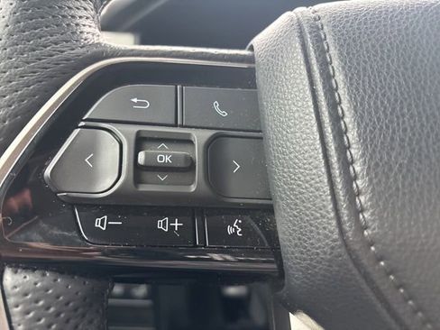 Used 2023 Toyota Tundra Limited w/ TRD Off-Road Package AWD/4WD image 19