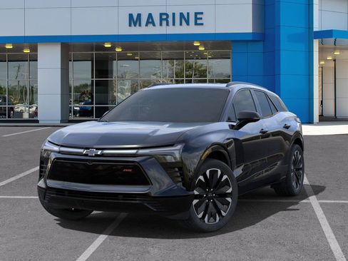 New 2025 Chevrolet Blazer EV RS RWD image 6