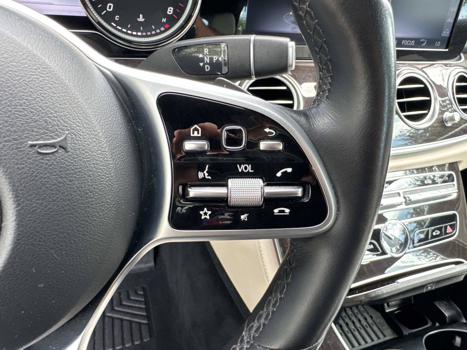 Used 2019 Mercedes-Benz E 450 4MATIC Wagon image 30