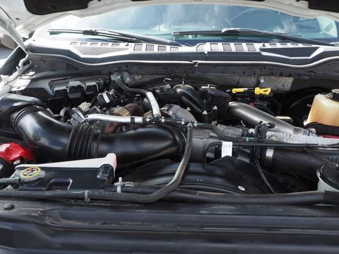 Used 2018 Ford F250 XLT AWD/4WD image 12