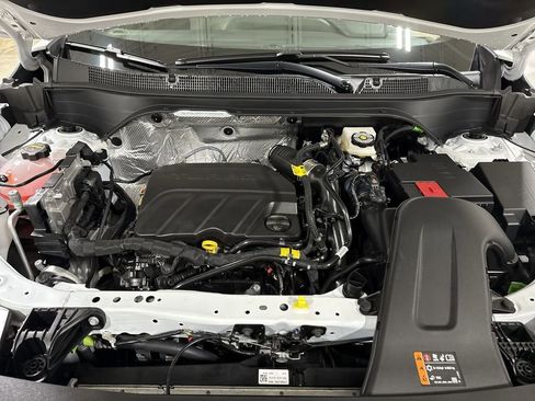 New 2026 Chevrolet Trax RS w/ Sunroof Package image 25