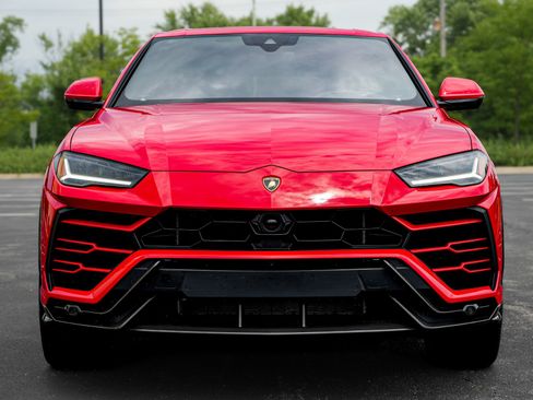 Used 2019 Lamborghini Urus AWD/4WD image 3
