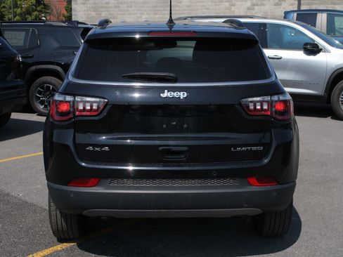 Used 2024 Jeep Compass Limited AWD/4WD image 6
