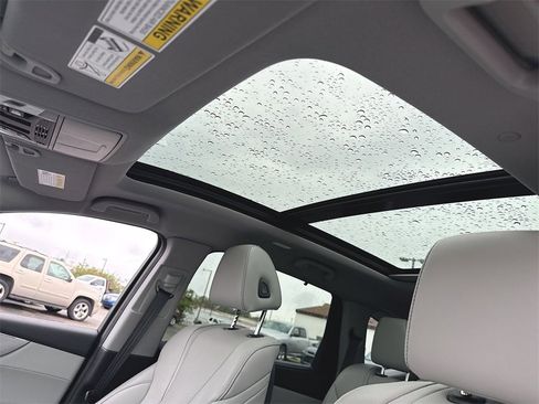 Used 2023 Acura MDX Technology image 22