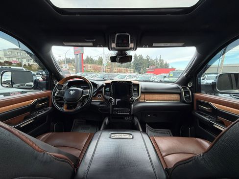 Used 2022 RAM 3500 Limited AWD/4WD image 13