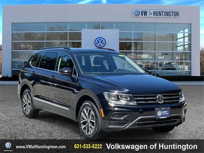 Certified 2020 Volkswagen Tiguan SE w/ Panoramic Sunroof Package