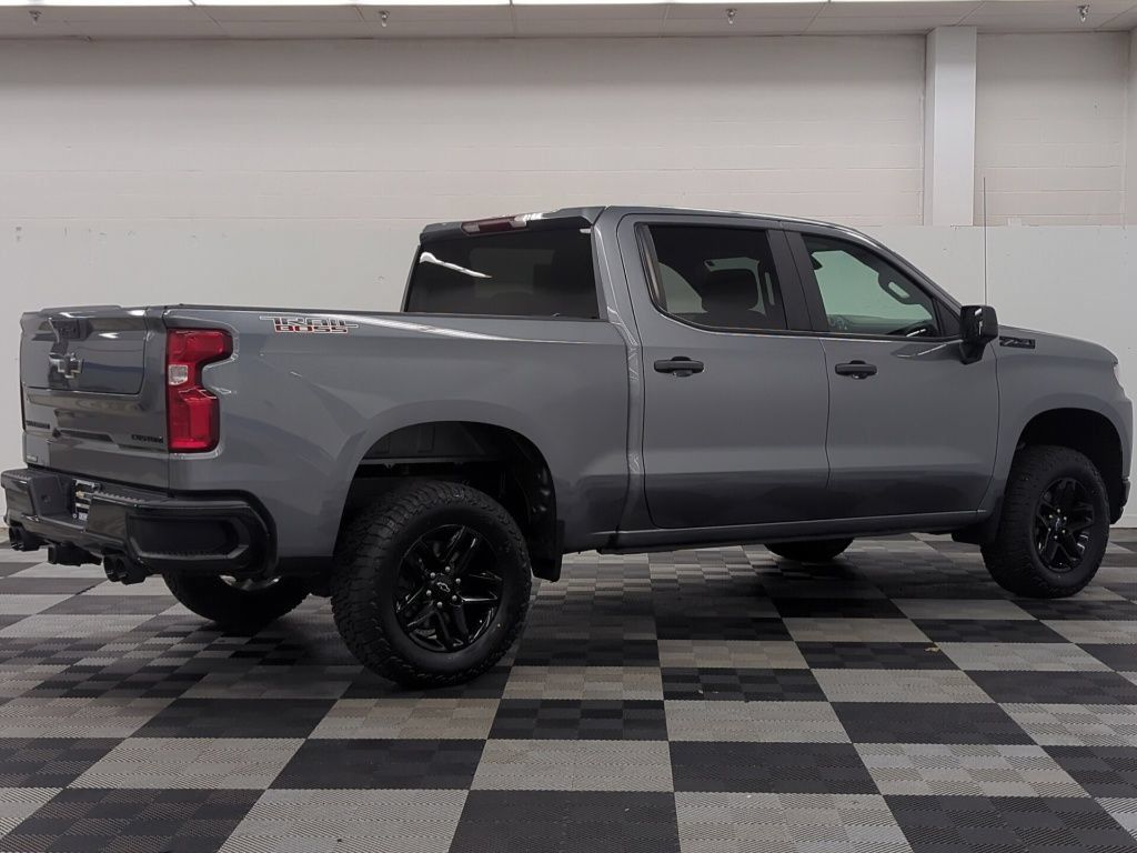 Used 2022 Chevrolet Silverado 1500 Custom Trail Boss AWD/4WD image 7