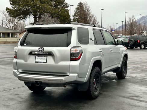 Used 2023 Toyota 4Runner TRD Off-Road Premium w/ Off Road Premium Plus Package image 5