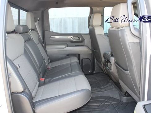Used 2024 Chevrolet Silverado 1500 ZR2 w/ Technology Package AWD/4WD image 18