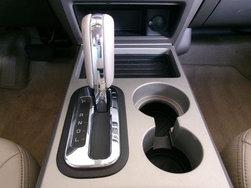 Used 2009 Ford Edge Limited image 35