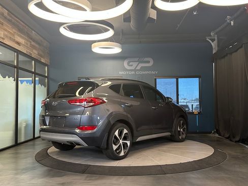Used 2018 Hyundai Tucson Value w/ Cargo Package AWD/4WD image 3