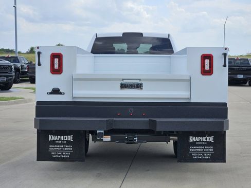New 2026 RAM 3500 Tradesman w/ Chrome Appearance Group A AWD/4WD image 9
