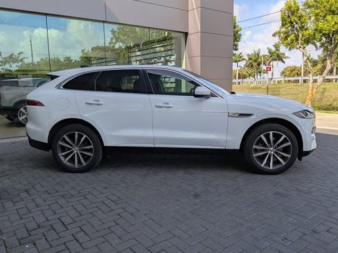 Used 2023 Jaguar F-PACE S image 4