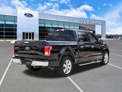 Used 2015 Ford F150 XLT w/ Equipment Group 301A Mid RWD image 4