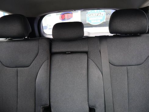 Used 2021 Hyundai Santa Fe SE AWD/4WD image 18