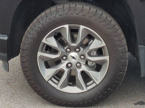 Used 2021 Chevrolet Silverado 1500 RST w/ Convenience Package II AWD/4WD image 43