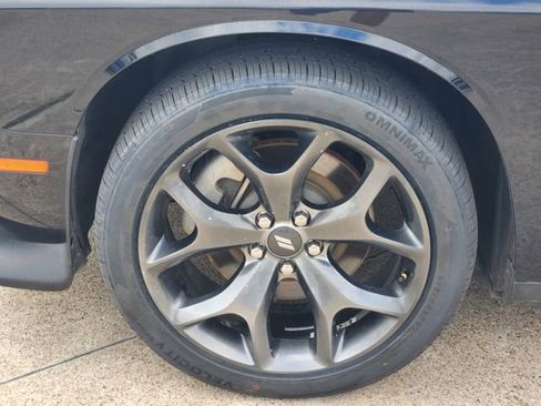 Used 2022 Dodge Challenger GT image 10