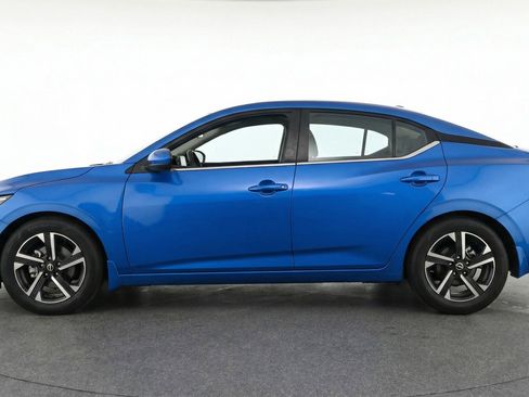 Used 2025 Nissan Sentra SV image 5