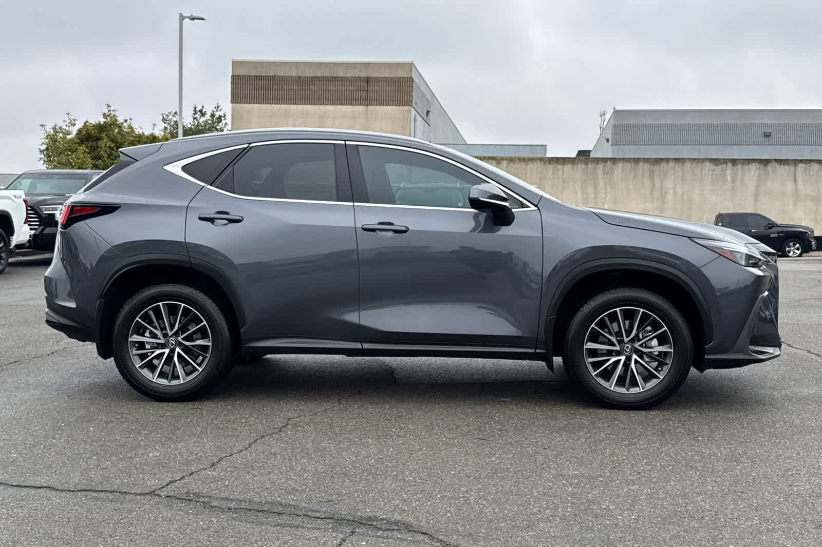 Used 2022 Lexus NX 350h AWD image 6