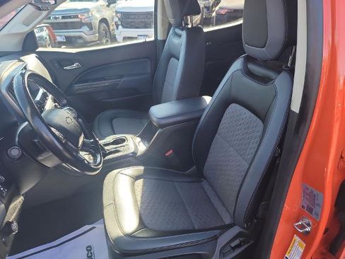 Used 2021 Chevrolet Colorado Z71 w/ Safety Package image 17