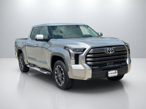 Used 2023 Toyota Tundra Limited AWD/4WD image 3