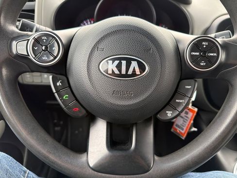 Used 2015 Kia Soul image 42