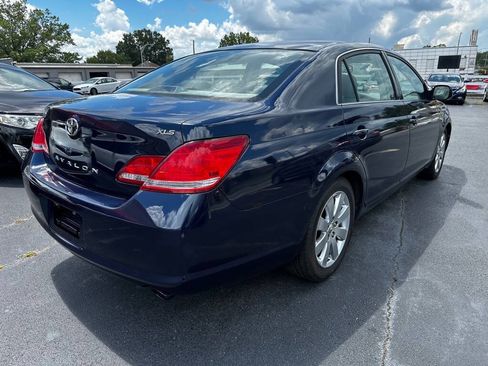 Used 2006 Toyota Avalon XLS FWD image 7