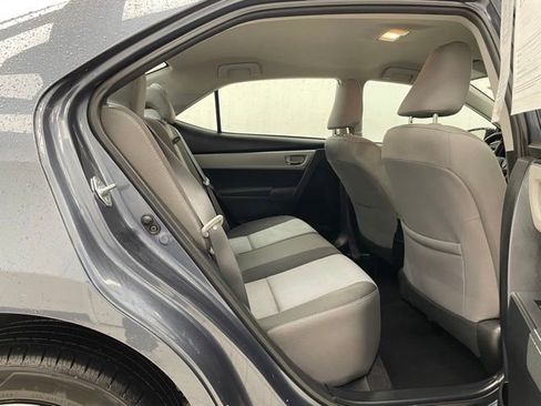 Used 2017 Toyota Corolla LE w/ Carpet Mat Package (TMS) FWD image 14