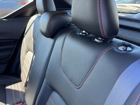 Used 2019 Nissan Kicks SR w/ SR Premium Package image 9